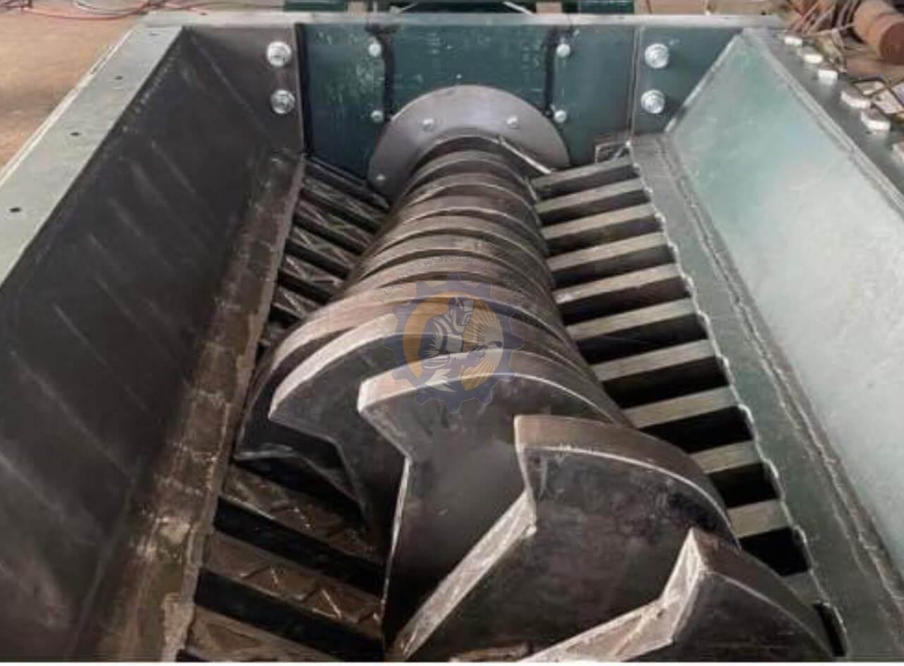 acél nyersanyag aprító